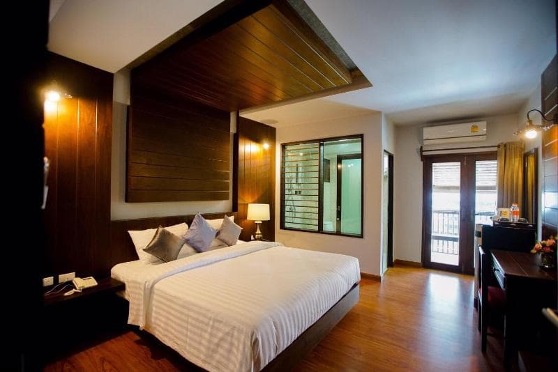 Night Bazaar Inn photo 1
