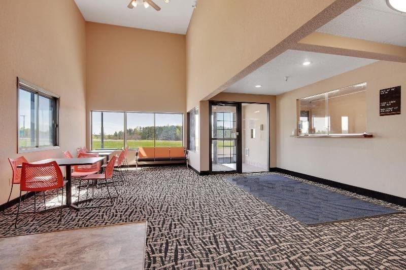 Americas Best Value Inn 4