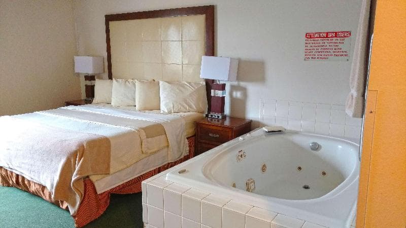 Americas Best Value Inn Zumbrota photo 1