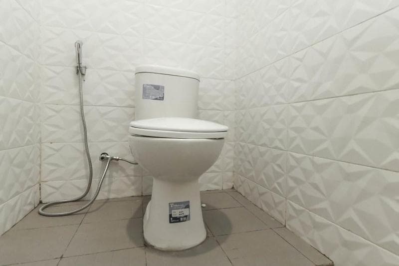 Reddoorz Plus @ Slamet Riyadi 3