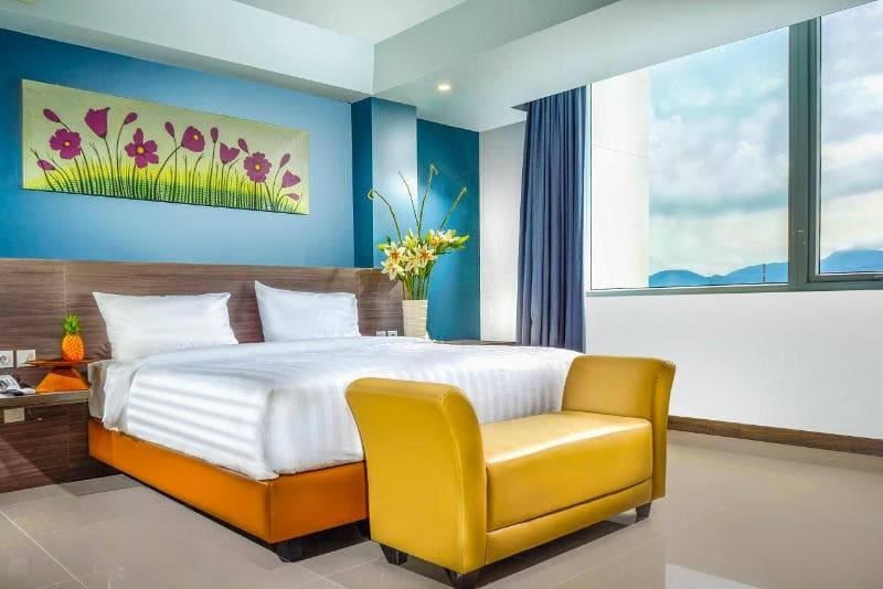 Ayani Hotel main