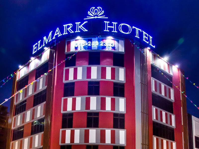 Hotel Zamburger Mak Ros 3