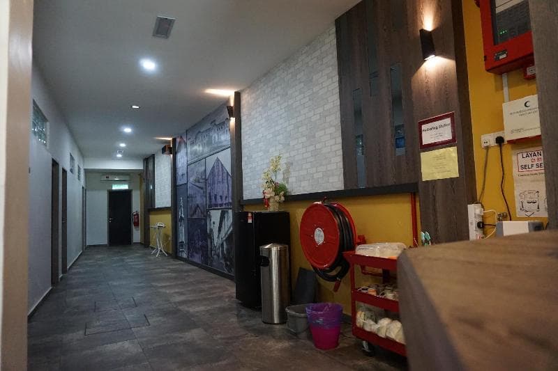 Travelland Hotel photo 1