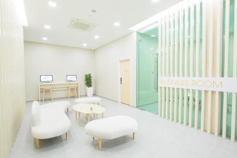 Minimalist Hotel 2