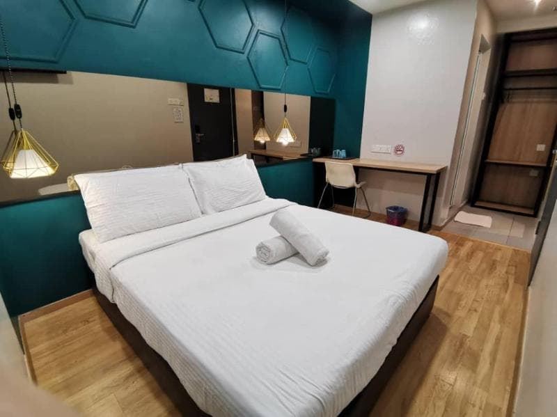 Smile Hotel Selayang Point 4
