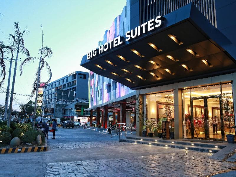 Big Hotel Suites 5