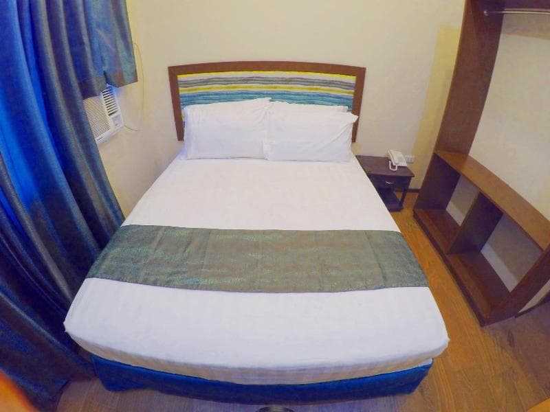 Golden Gate Suites main