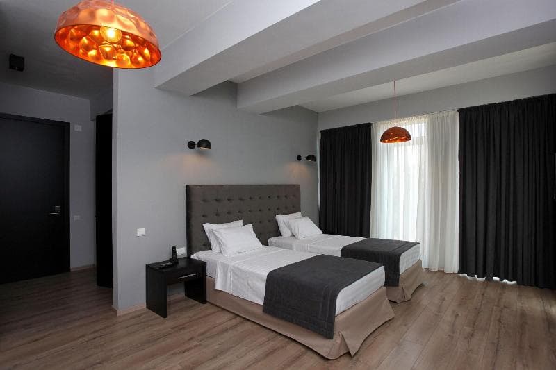 L.M Club Hotel 5
