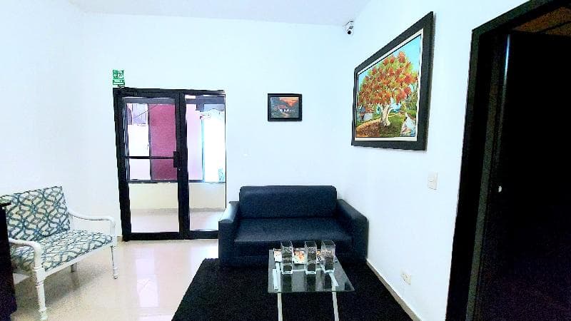 Hotel Tau Art Residence main