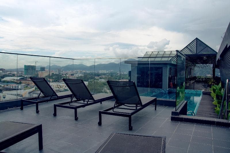 M Roof Hotel & Residences 5