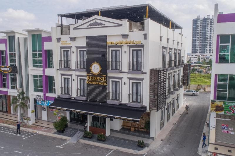 Redpine Boutique Hotel 3