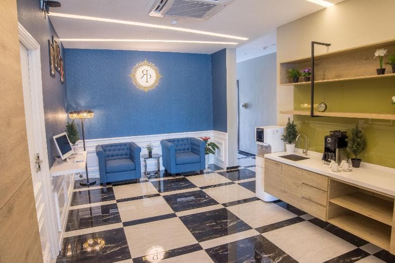 Redpine Boutique Hotel 4