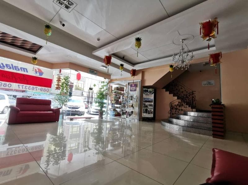 Prince Hotel photo 1