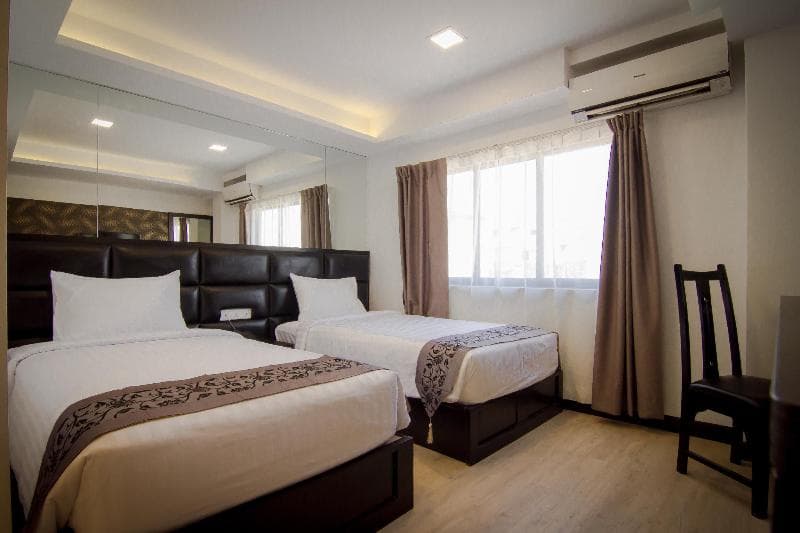 Hotel Accord 2