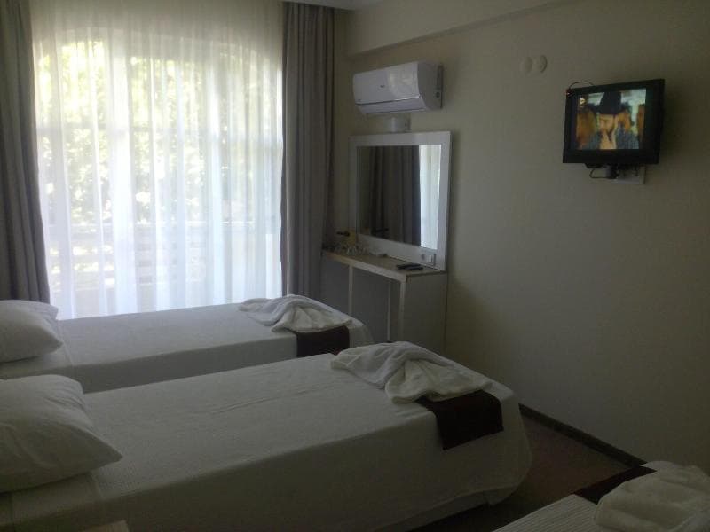 Nicea Hotel 5