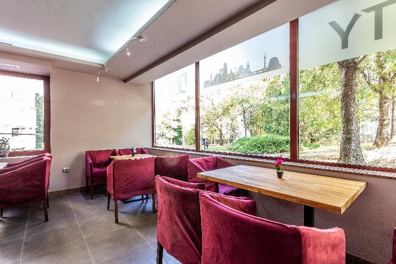 Cityhome Aparthotel 4