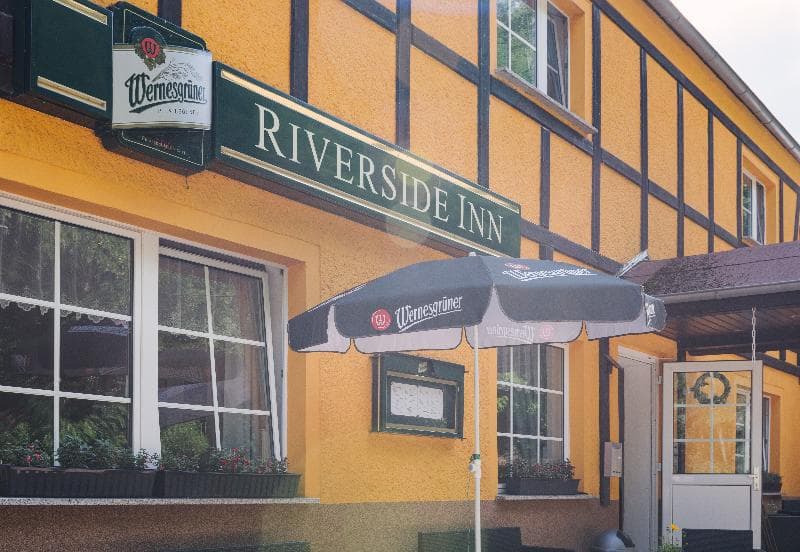 Riverside Inn main