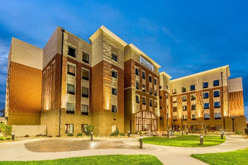 Staybridge Suites Florence – Cincinnati South 4