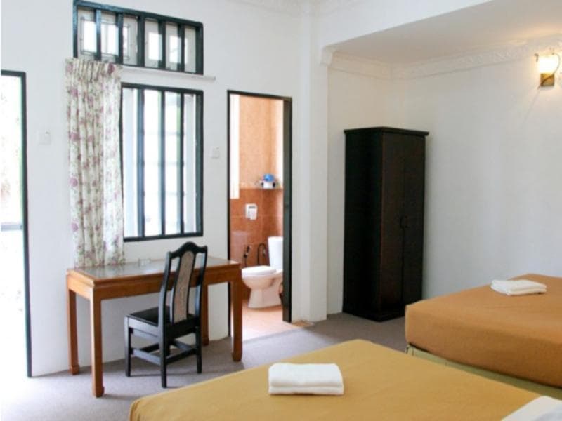 Hillview Inn 5