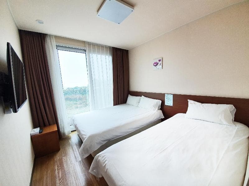 Jeju Ocean Blue Hotel main
