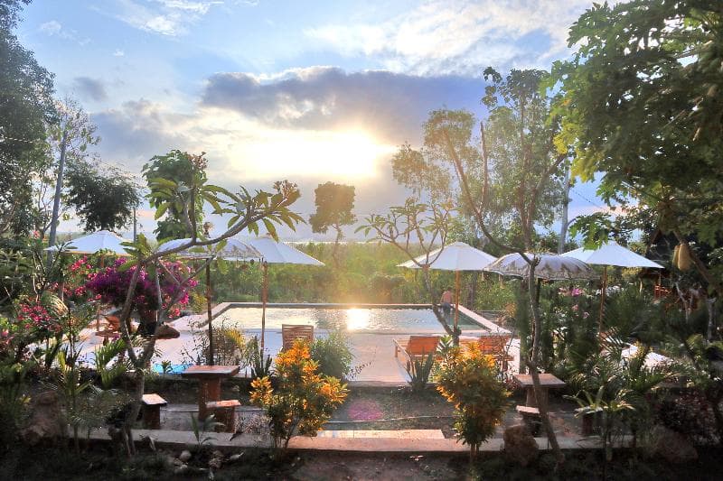 Sunset Hill Penida Resort main