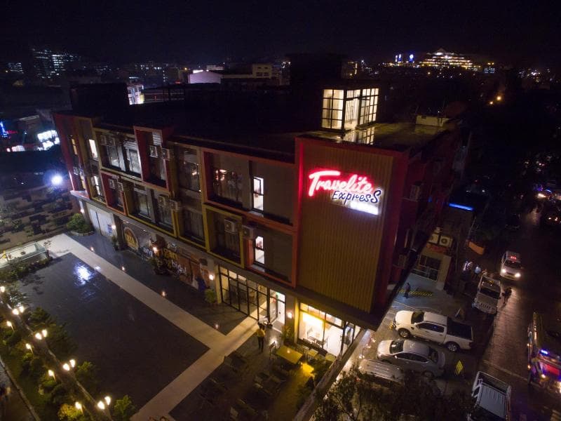 Travelite Express Hotel photo 1