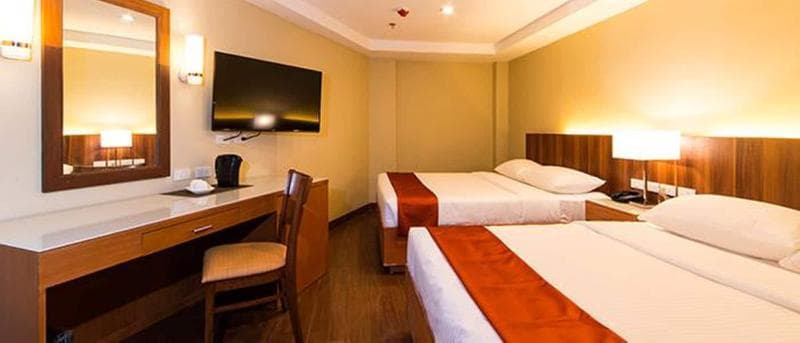 V Hotel And Apartel 4