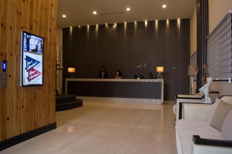 Le Charm Suites 3