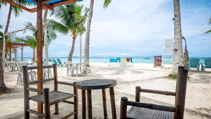 La Playa Estrella Beach Resort main