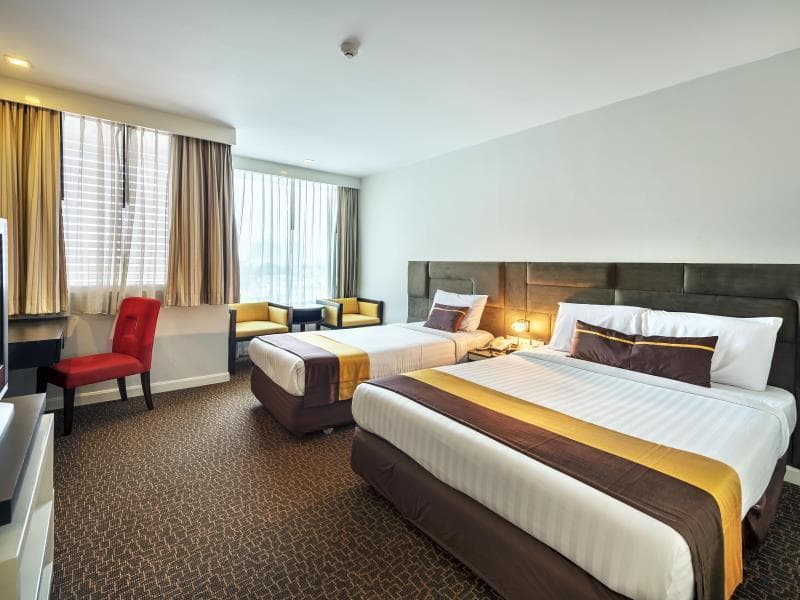Thamrongin Hotel 4