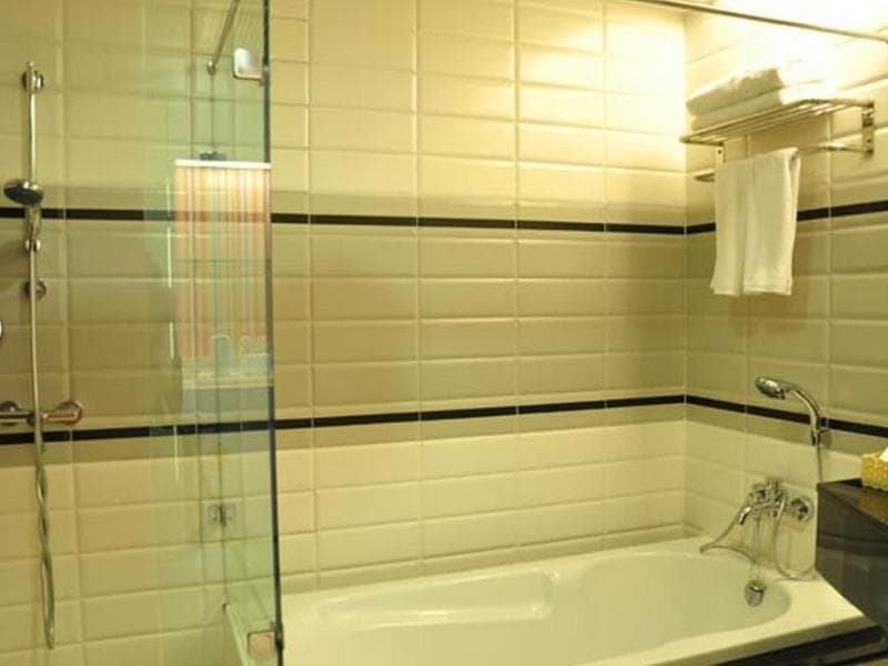 Thamrongin Hotel photo 1