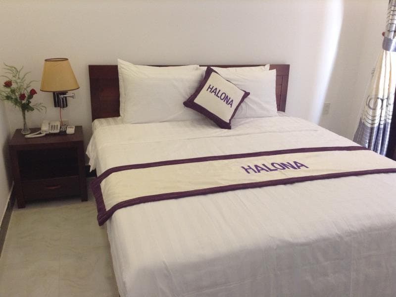 Halona Hotel 5