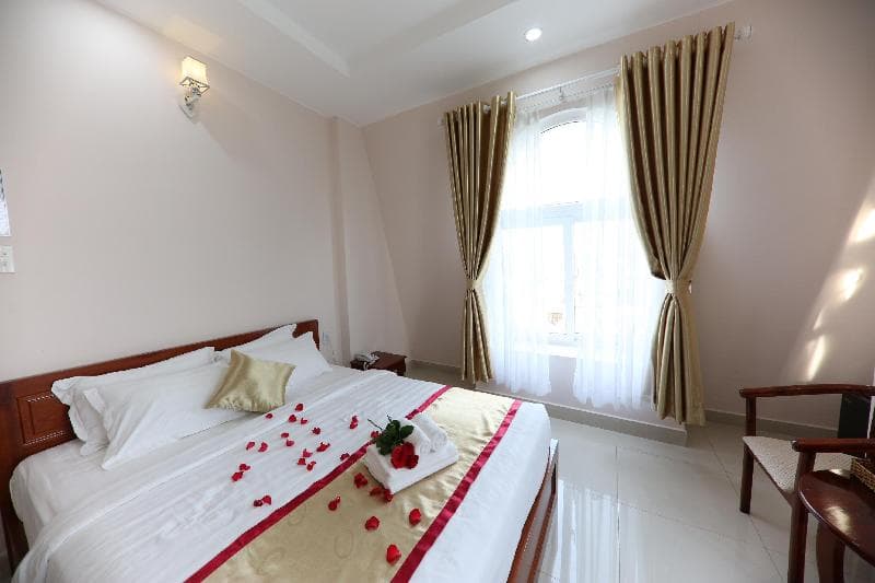 Thuan Hai Hotel main