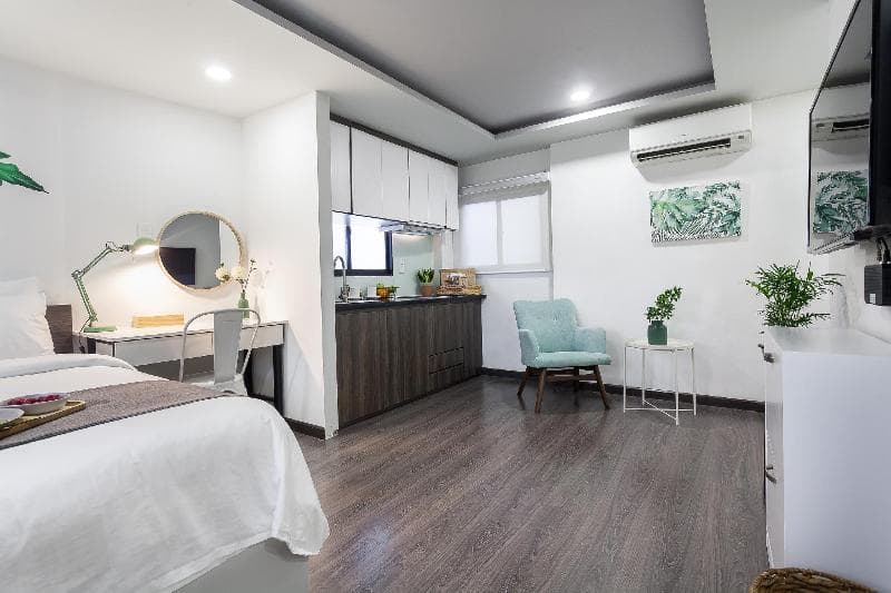 La Regatta Boutique Residences 4