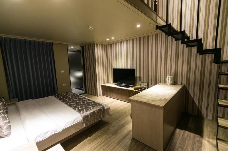 58 Hotspring 5