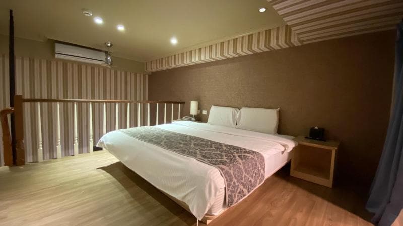 58 Hotspring photo 1
