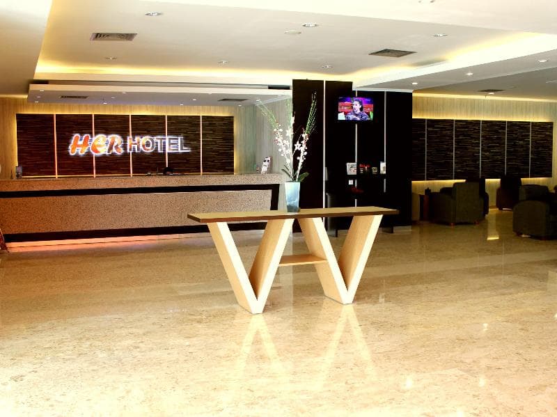 Her Hotel And Trade Center Balikpapan 3