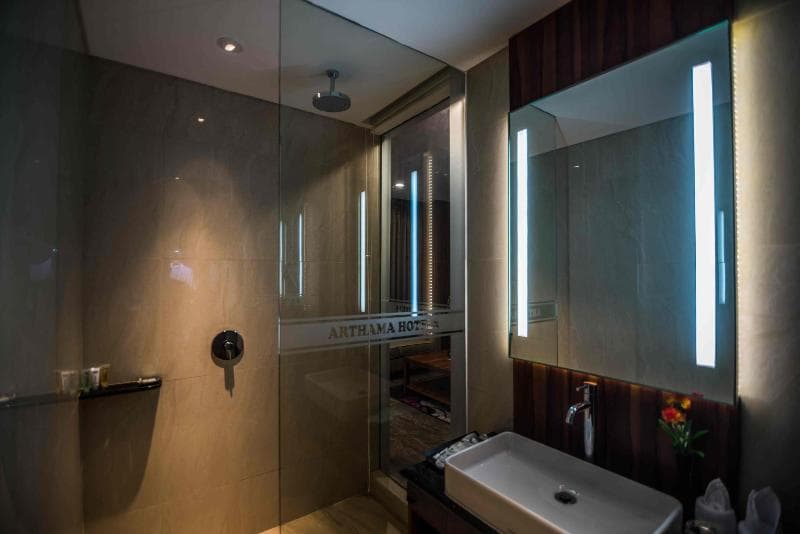 Arthama Hotels Losari Makassar main