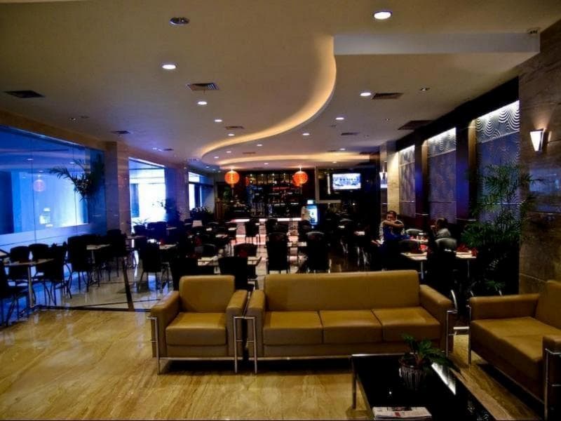 Star Hotel 2