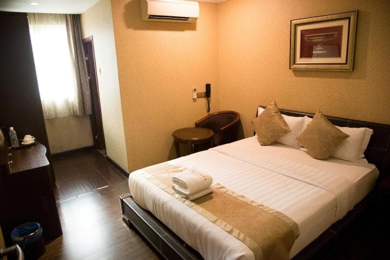 Valenza Hotel & Cafe photo 1