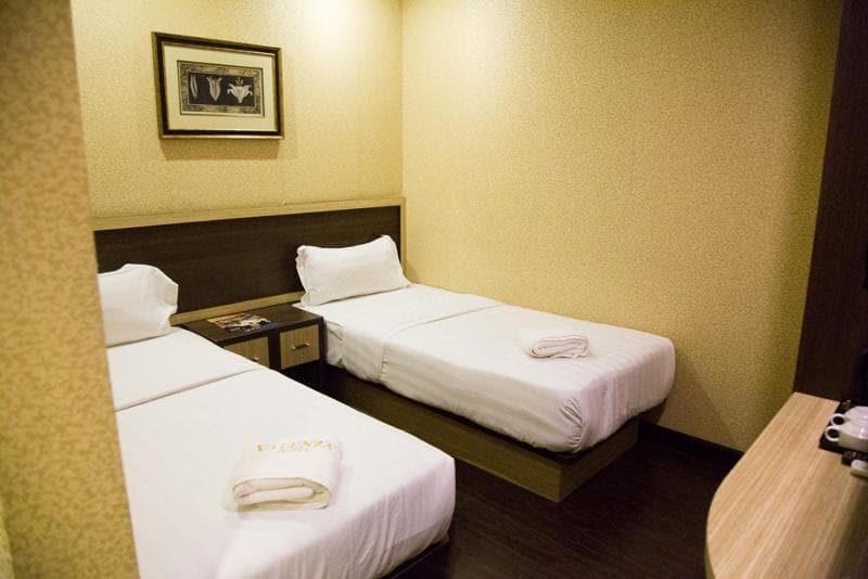 Valenza Hotel & Cafe 4