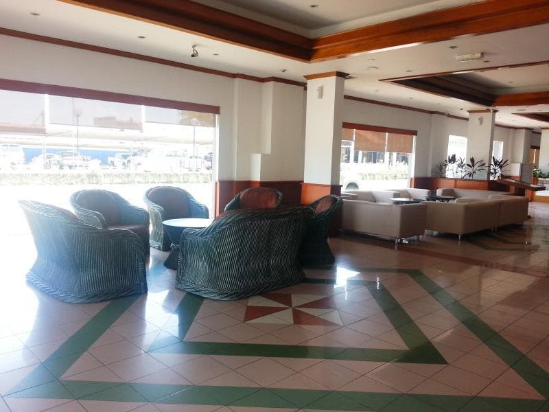 Sanbay Hotel 3