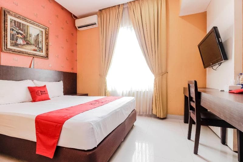 Reddoorz Near Pasar Pagi Cirebon photo 1