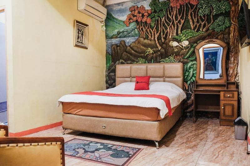 RedDoorz @ Cibogo Puncak Bogor main