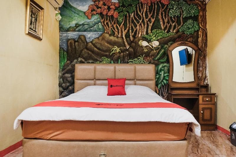 RedDoorz @ Cibogo Puncak Bogor 4