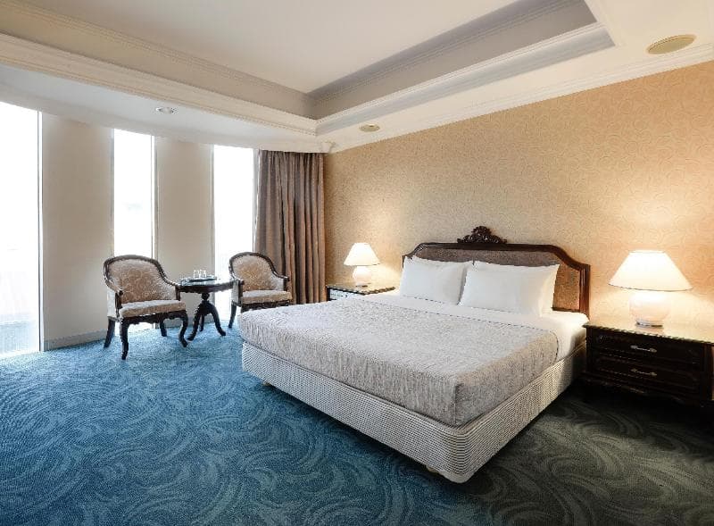 Forbes Hotel 2