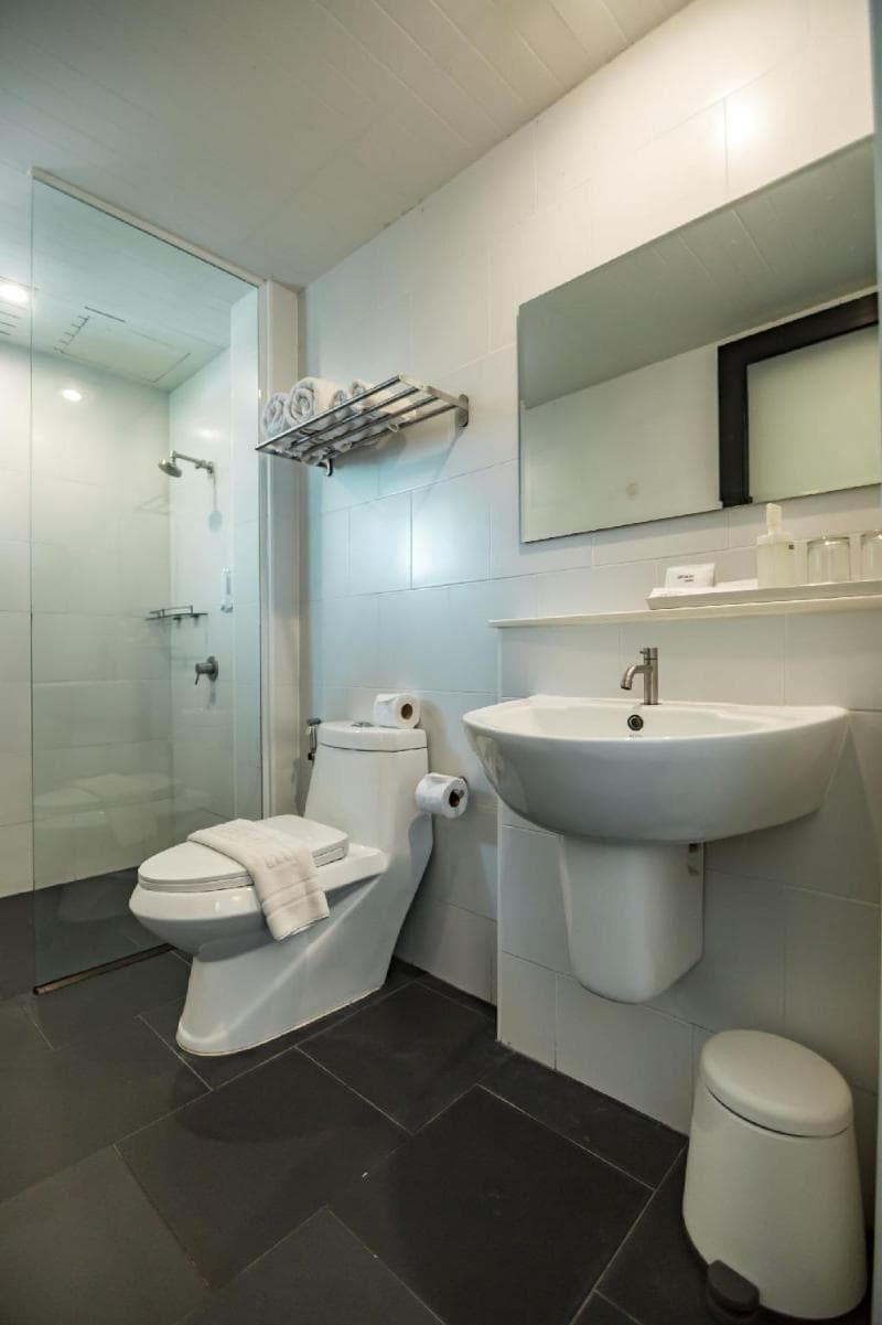 Isilver Hotel main