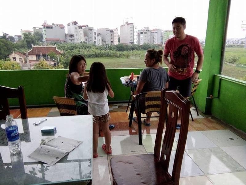 Family Transit Hotel 3