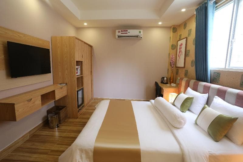 Thuy Sakura Hotel & Serviced Apartment 2
