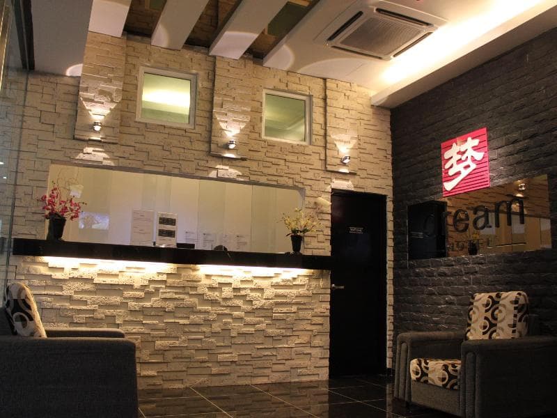 Dream Hotel 2